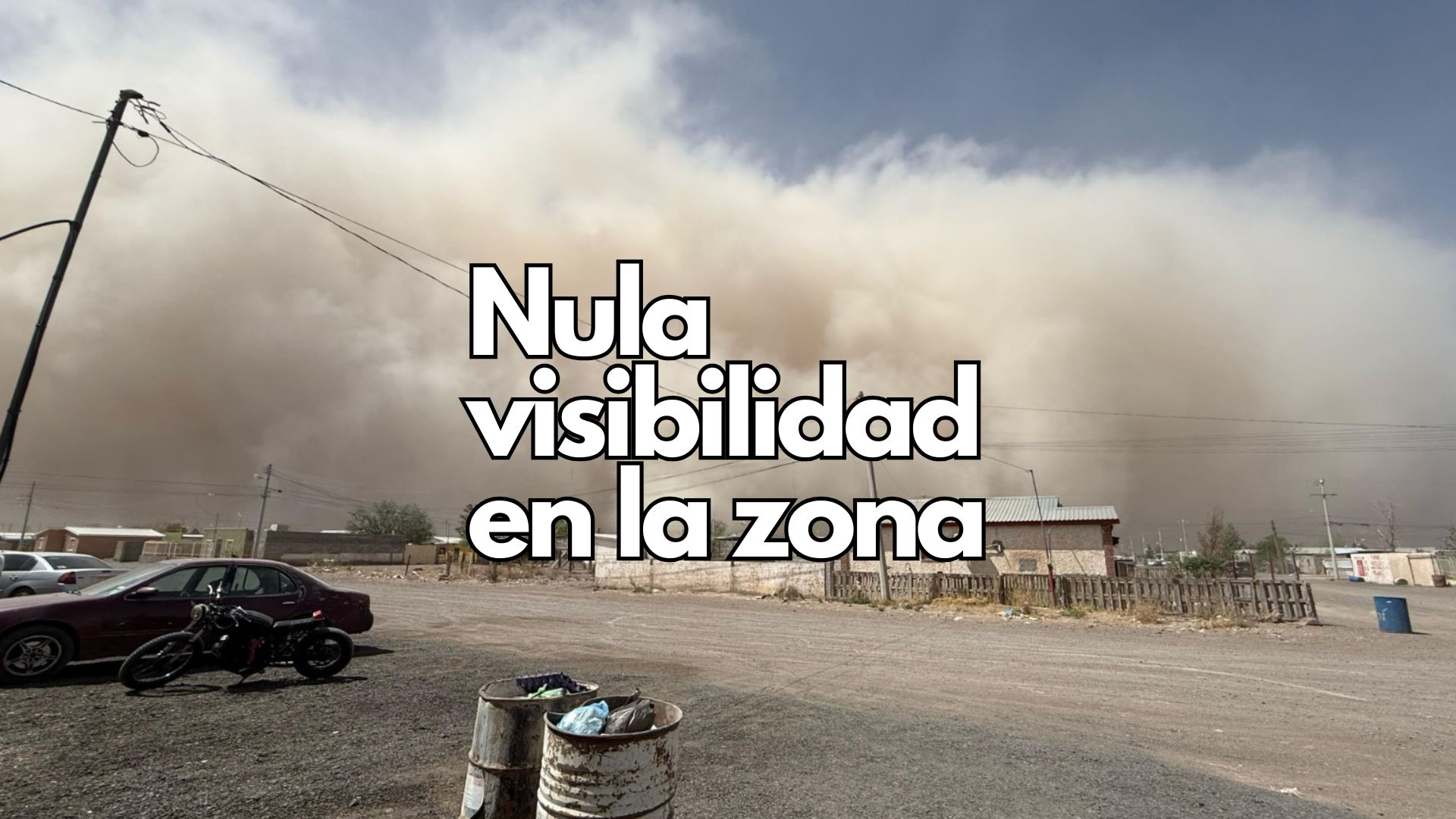 Cierran circulación en la carretera Panamericana por tormenta de arena en Ahumada